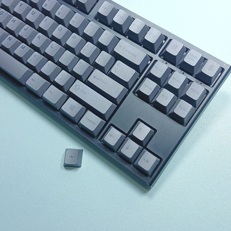 130 キーミニマリストブラックグレーキーキャップチェリープ - Gaming Accessories Uk のレビューと価格